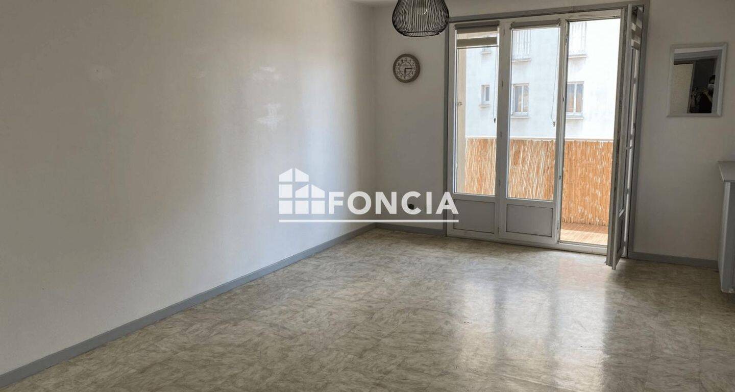 Appartement 1 pièce 47 m² · à Romans-sur-Isère · 47,1 m² · 500 €/mois
