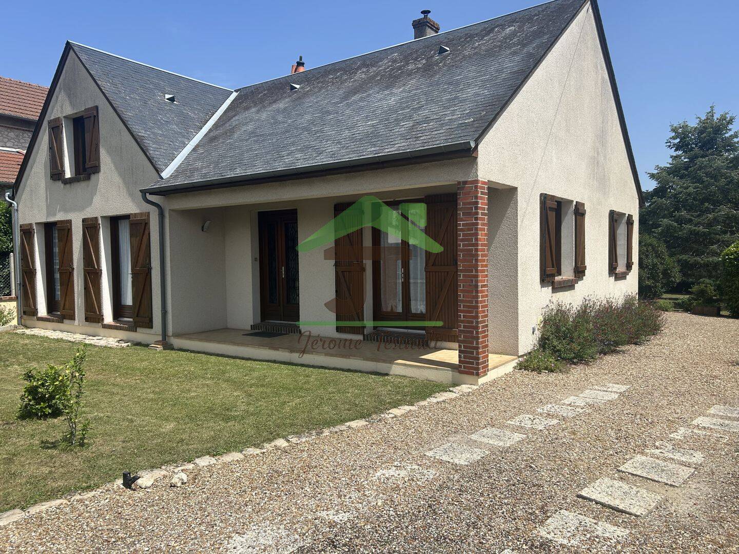 Maison 4 pièces 94 m² · à Châteaudun · 93,5 m² · 186 000 €