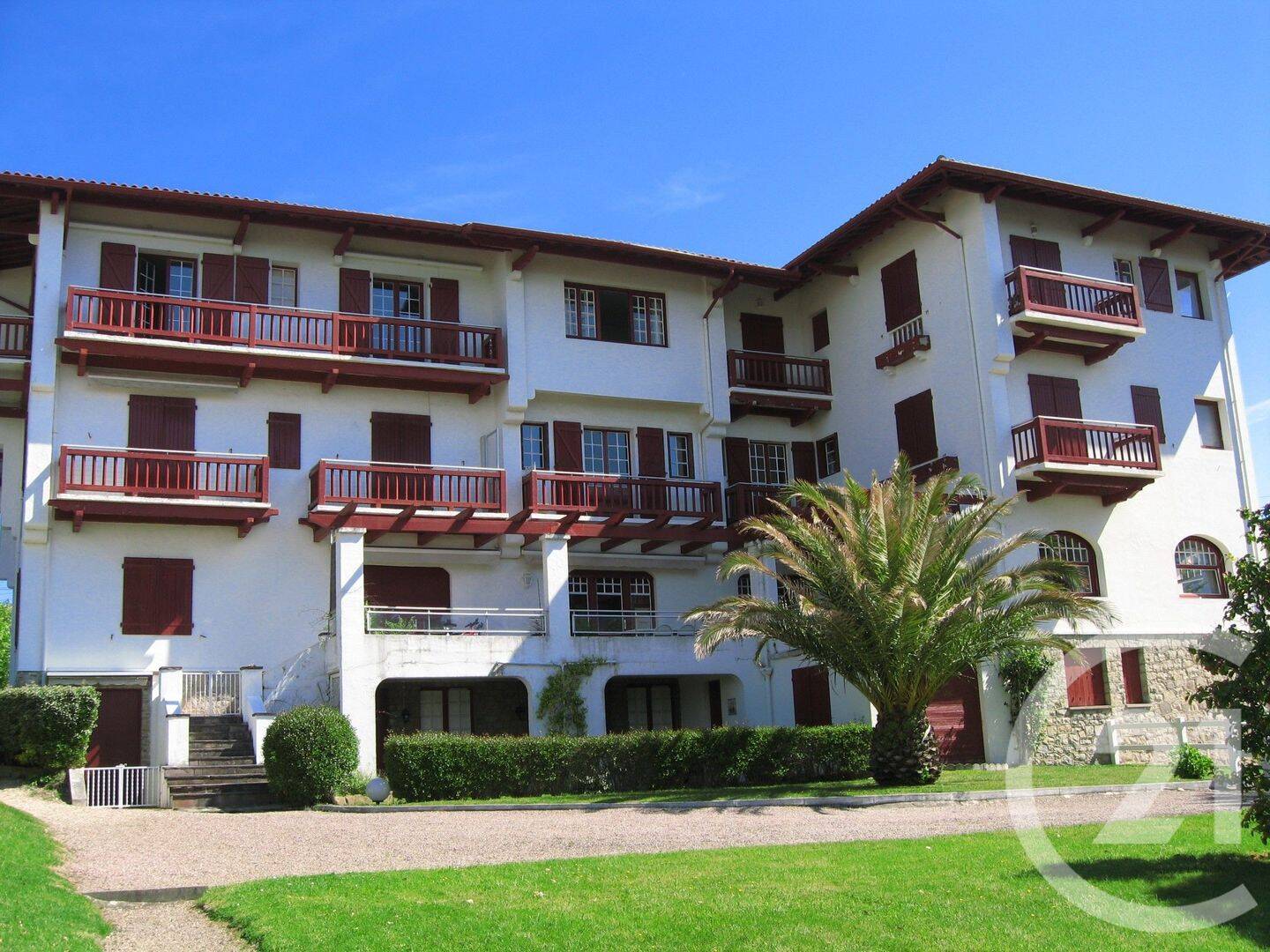 Appartement 1 pièce 30 m² · à Saint-Jean-de-Luz · 29,5 m² · 690 €