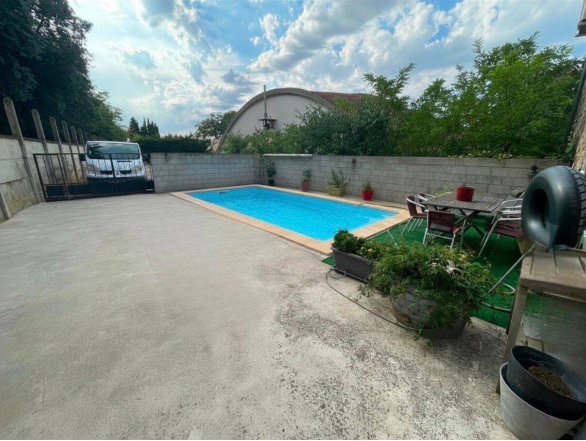 Maison 7 pièces 140 m² · à Capendu · 140 m² · 224 000 €