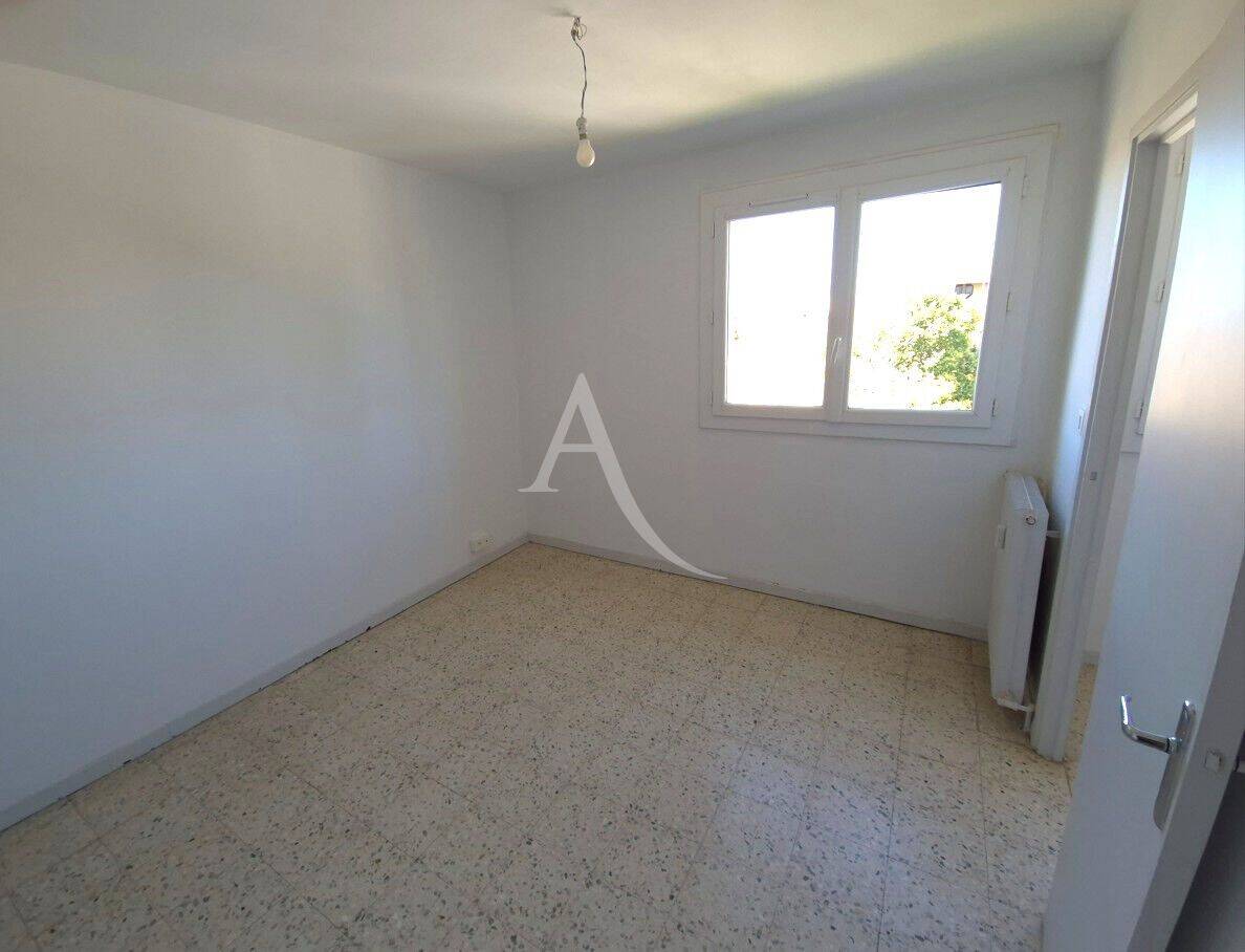 Appartement 1 pièce 32 m² · à Nîmes · 31,7 m² · 465 €/mois