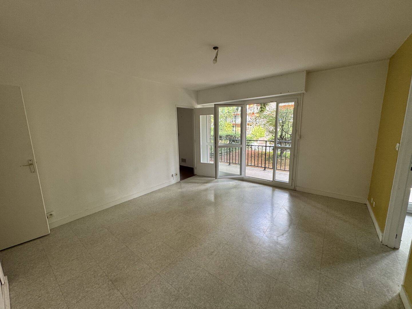 Appartement 3 pièces 64 m² · à Vélizy-Villacoublay · 64 m² · 1 128 €