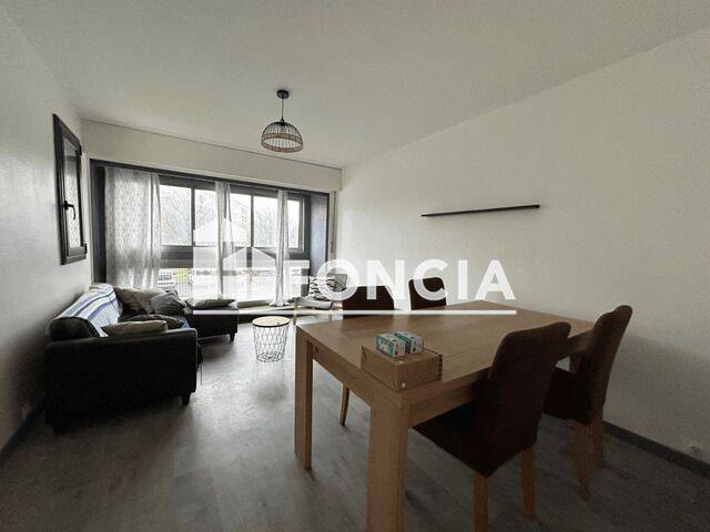Appartement 2 pièces 57 m² · à Poitiers · 56,5 m² · 590 €