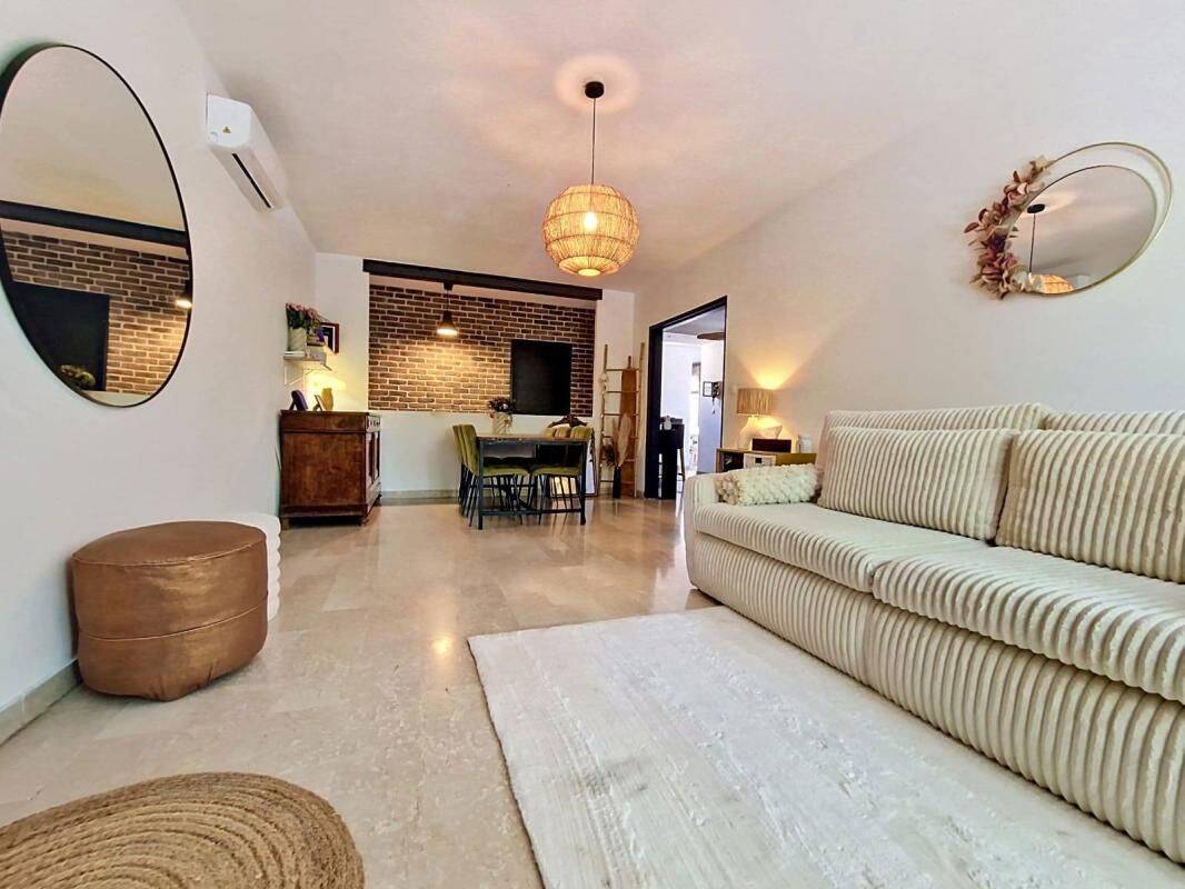 Appartement 3 pièces 90 m² · à Nîmes · 90 m² · 290 000 €