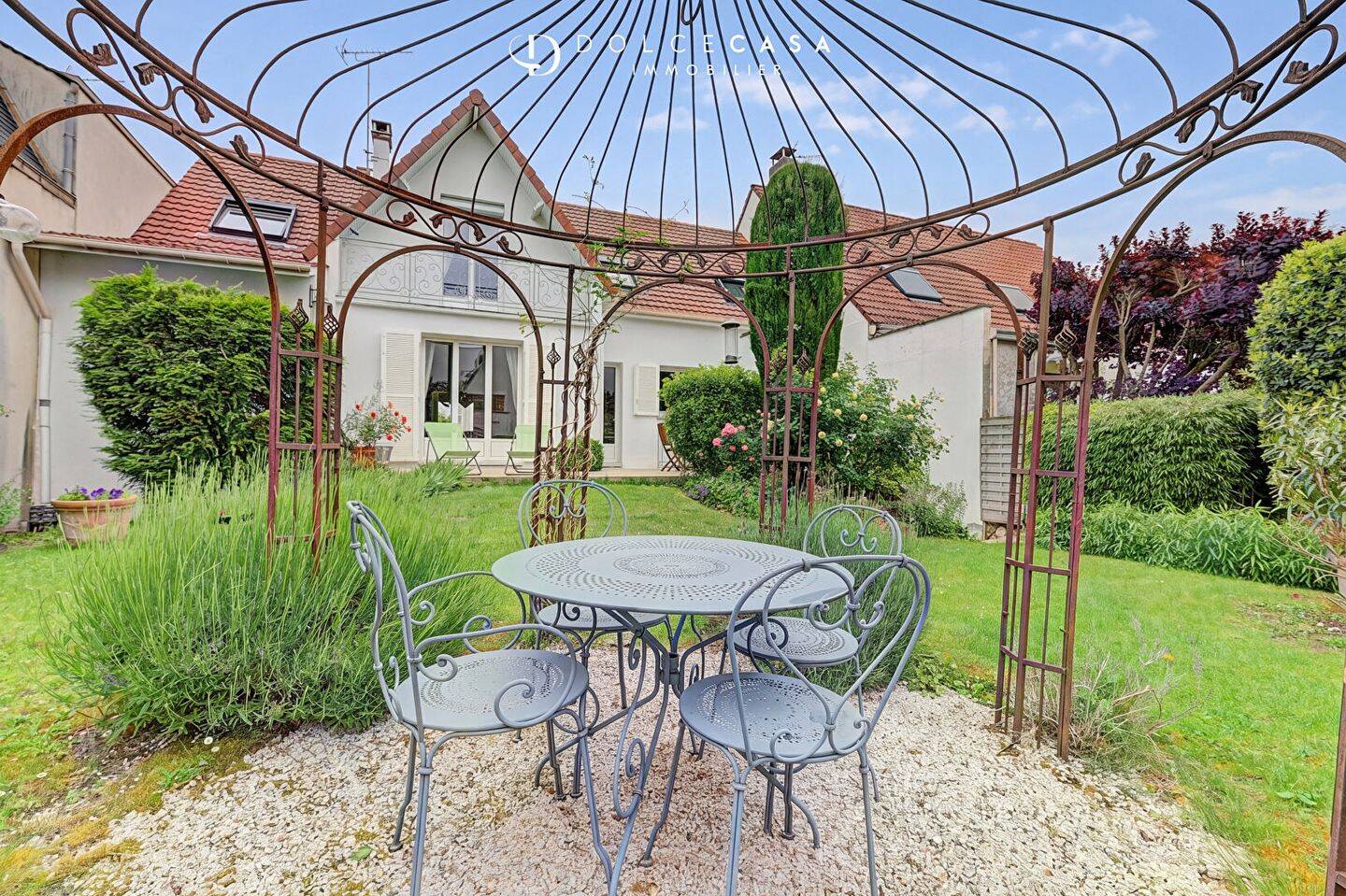 Maison 6 pièces 172 m² · à Bry-sur-Marne · 172 m² · 934 000 €