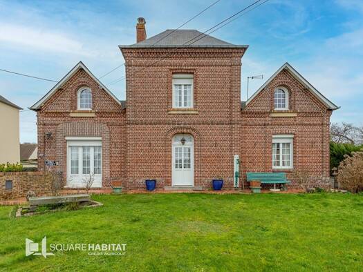 Maison à vendre 159 300 € 4 pièces 2 chambres 95 m² 816 m² de terrain Saint-Nicolas-d'Aliermont 76510