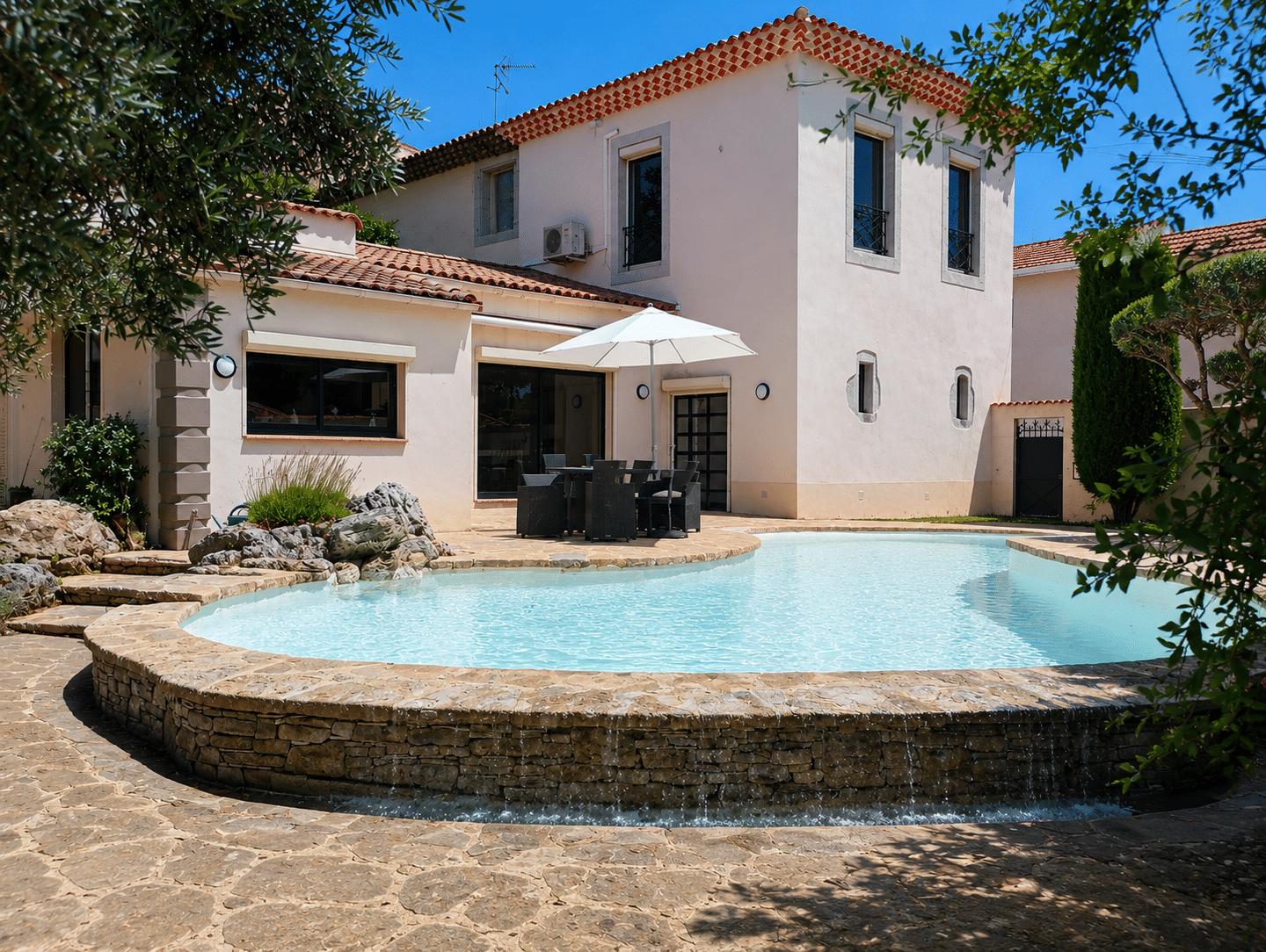 Maison 7 pièces 235 m² · à Béziers · 235 m² · 590 000 €