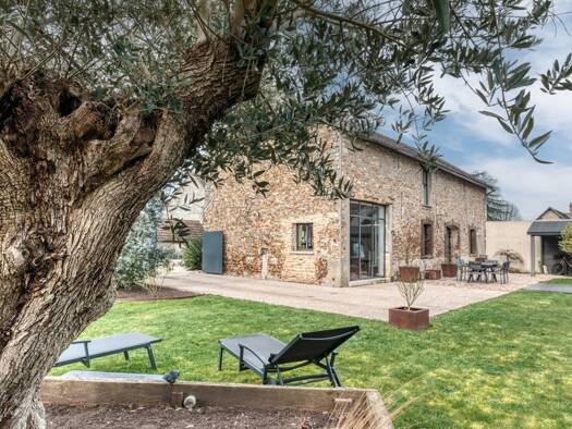 Maison à vendre 490 000 € 6 pièces 4 chambres 165 m² 689 m² de terrain Flexanville 78910