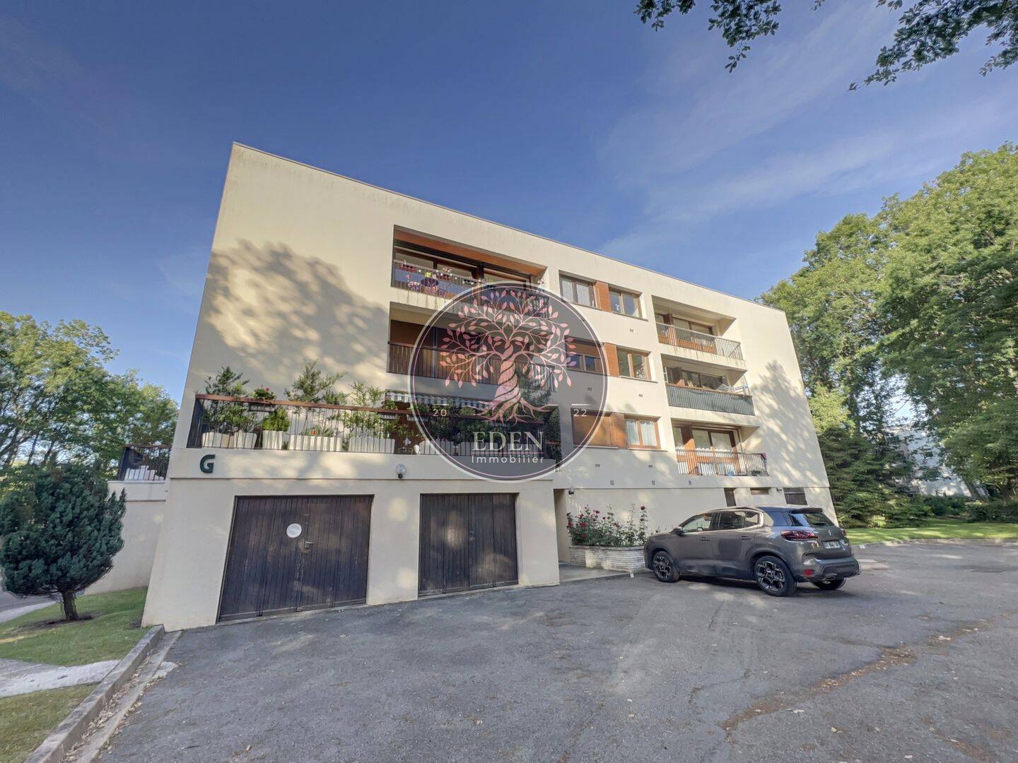 Appartement 8 pièces 197 m² · à Dreux · 197 m² · 273 000 €