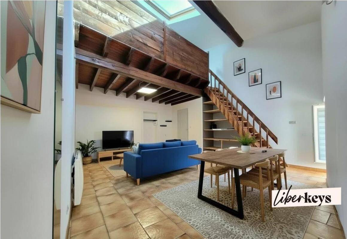 Appartement 3 pièces 73 m² · à Milhaud · 73 m² · 100 000 €