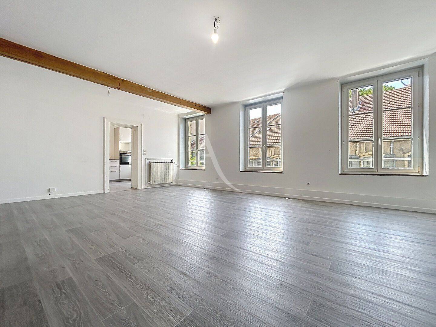 Appartement 5 pièces 131 m² · à Jouy-aux-Arches · 131,3 m² · 1 140 €