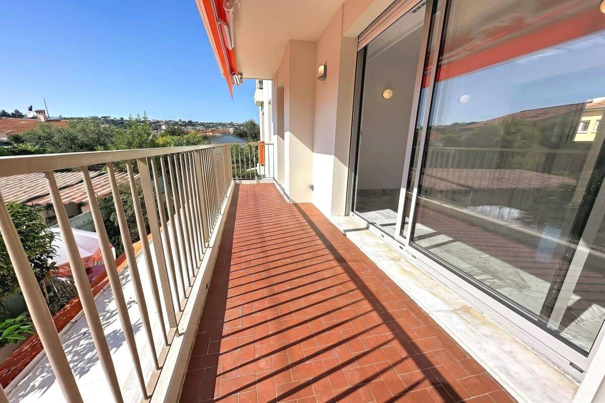 Appartement 3 pièces 63 m² · à Cagnes-sur-Mer · 63 m² · 359 000 €