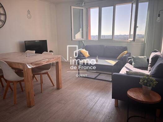 Appartement à vendre 222 000 € 5 pièces 4 chambres 79 m² 9ème étage Belle Beille Angers 49000