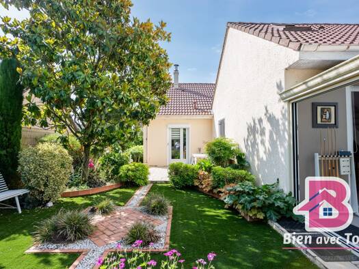 Maison à vendre 298 990 € 7 pièces 3 chambres 139 m² 450 m² de terrain Amilly 28300