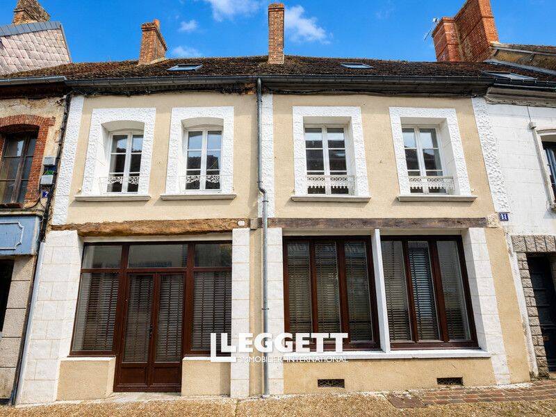 Maison 8 pièces 152 m² · à Longny les Villages · 152 m² · 189 000 €