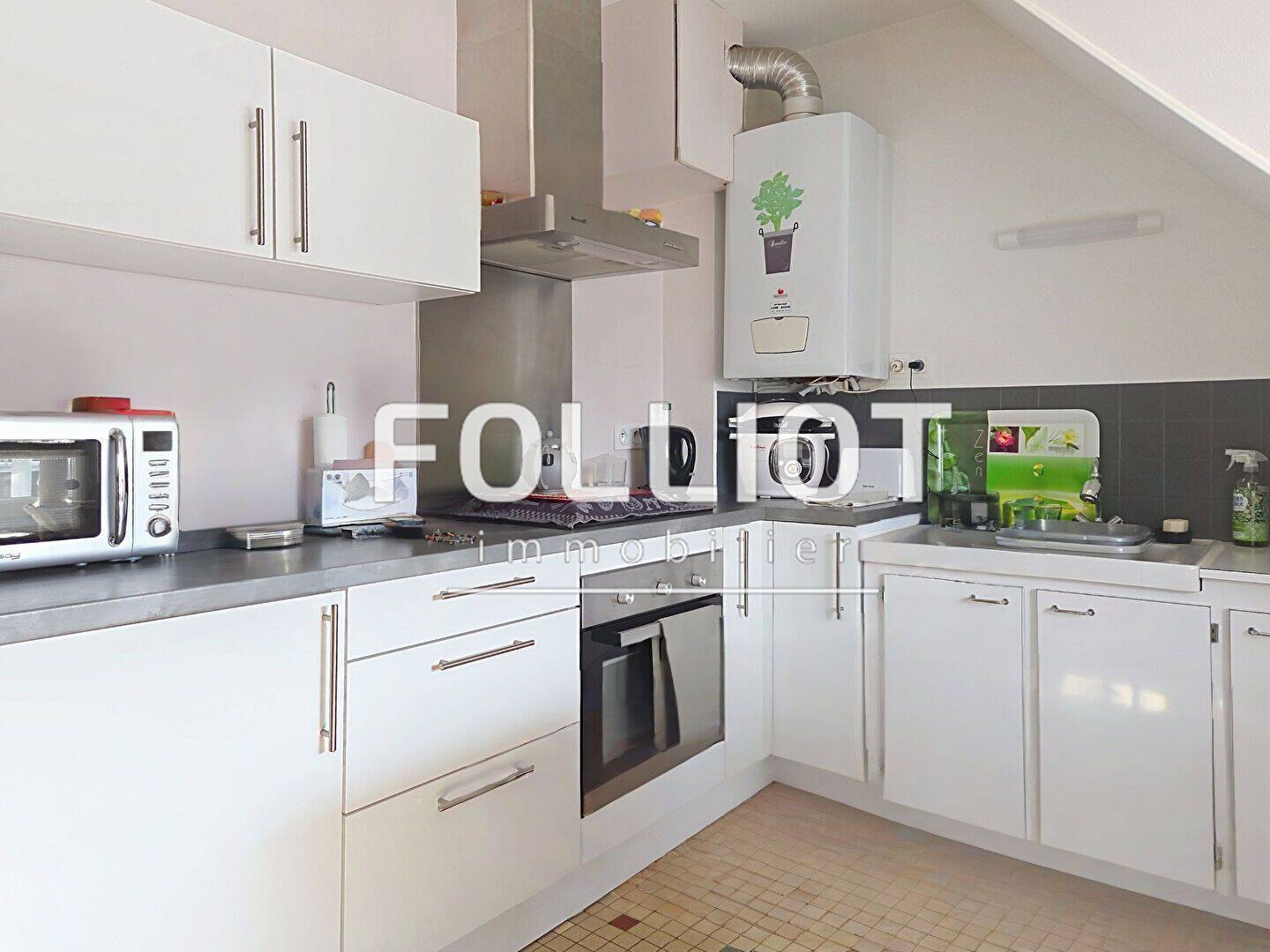 Appartement 3 pièces 42 m² · à Fougères · 42 m² · 405 €