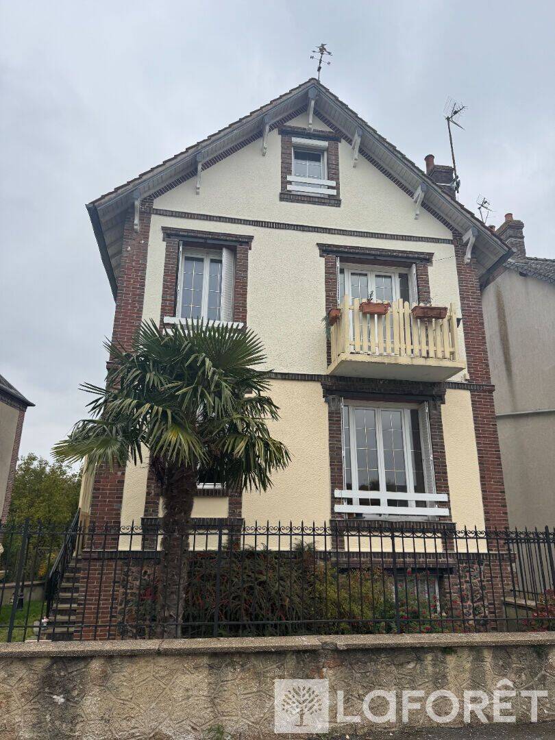 Maison 5 pièces 100 m² · à Sainte-Gauburge-Sainte-Colombe · 100 m² · 129 600 €