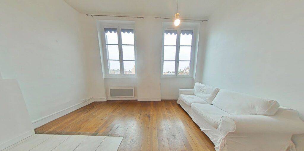 Appartement 1 pièce 38 m² · à Lyon 4ème Arrondissement · 38 m² · 580 €