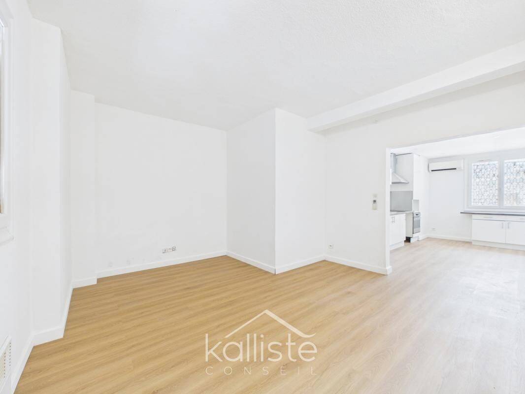 Appartement 3 pièces 56 m² · à Ajaccio · 56 m² · 840 €