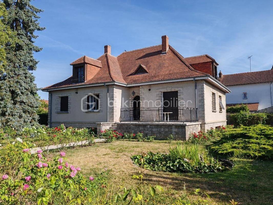 Maison 5 pièces 120 m² · à Toury · 120 m² · 260 000 €