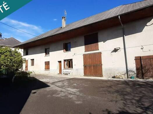 Maison à vendre 490 000 € 8 pièces 5 chambres 177 m² 480 m² de terrain Saint-Félix 74540