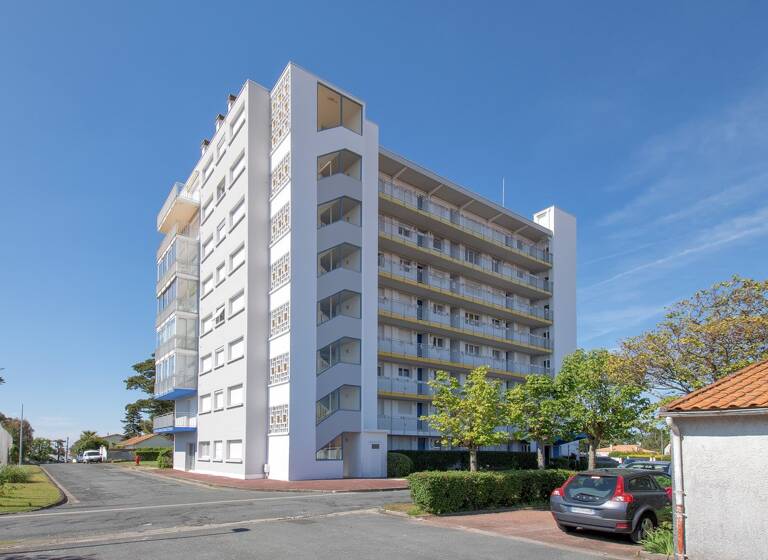 Appartement à vendre 99 500 € 1 pièce 32 m²<br/>superficie RDC<br/>étage Nord Est Vallieres St Georges de Didonne 17110