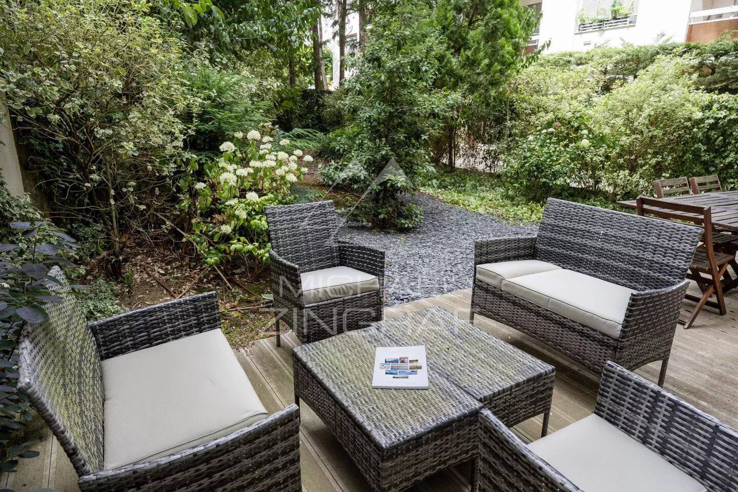 Appartement 2 pièces 51 m² · à Neuilly-sur-Seine · 51,3 m² · 695 000 €