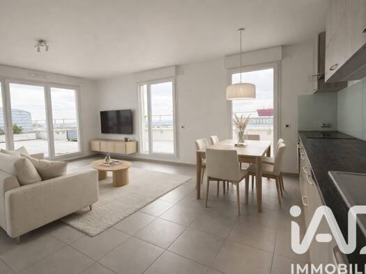 Appartement à vendre 319 900 € 4 pièces 3 chambres 80 m² Étage 4/4 Les Bruzacques Jouy-le-Moutier 95280