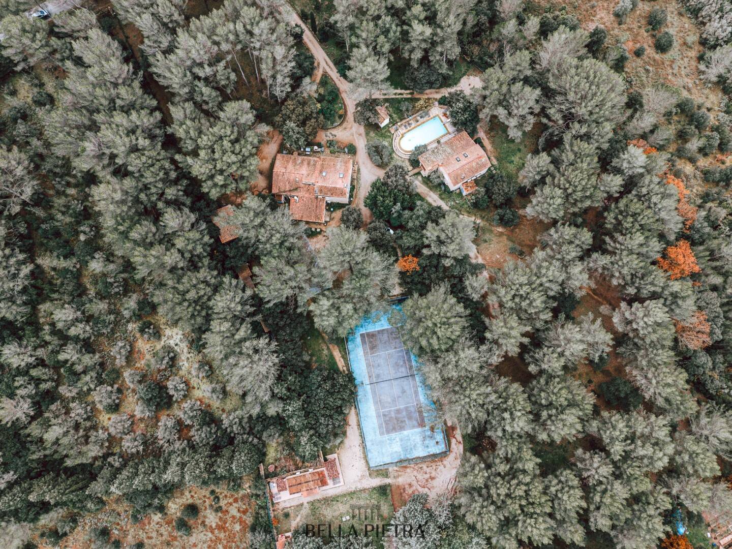Maison 15 pièces 351 m² · à Aix-en-Provence · 351 m² · 1 870 000 €
