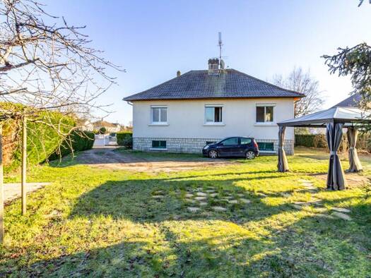 Maison à vendre 136 990 € 5 pièces 4 chambres 129 m² 811 m² de terrain Hôpital Romorantin-Lanthenay 41200