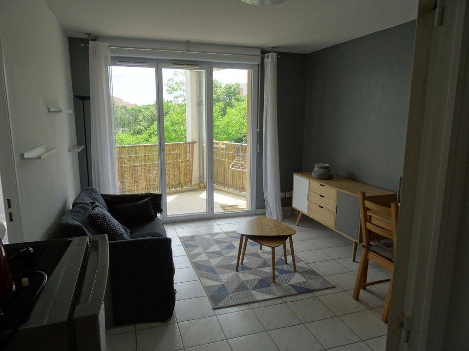 Appartement 2 pièces 32 m² · à Blagnac · 32 m² · 607 €