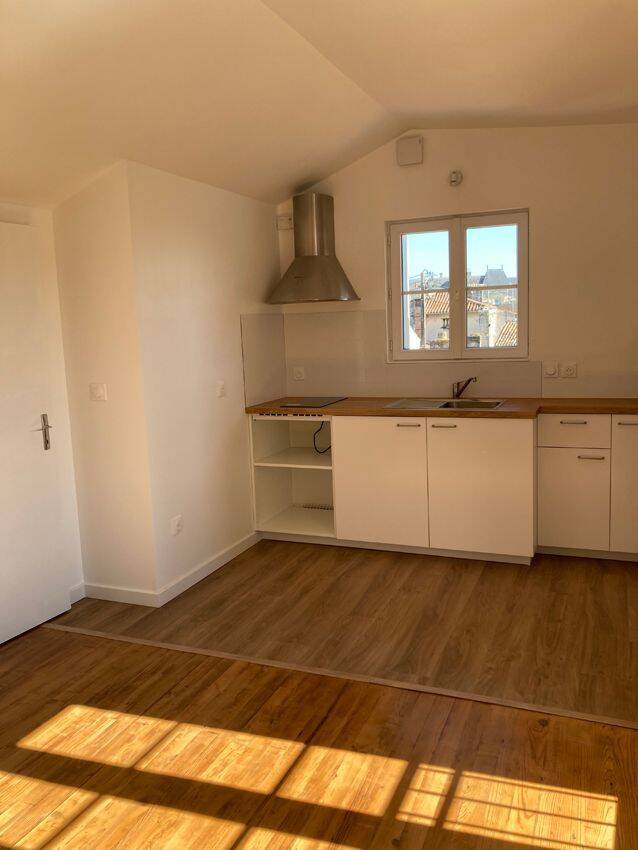 Appartement 2 pièces 27 m² · à Saint-Jean-d'Angély · 27 m² · 495 €