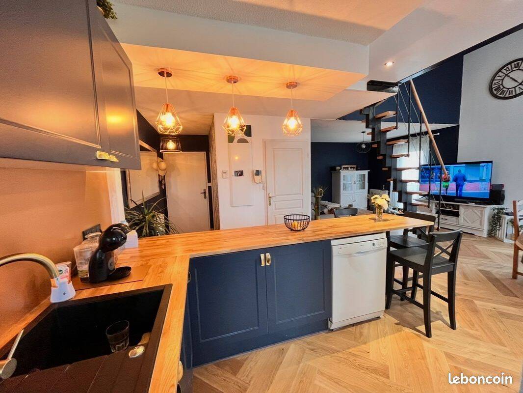 Appartement 3 pièces 79 m² · à Pernes-les-Fontaines · 79 m² · 229 000 €