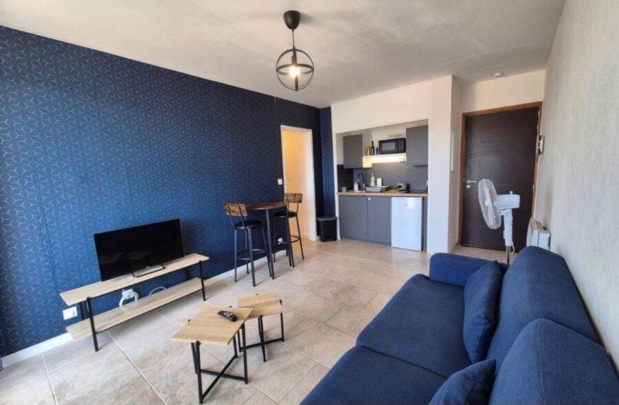 Appartement 1 pièce 23 m² · à Six-Fours-les-Plages · 23 m² · 670 €/mois