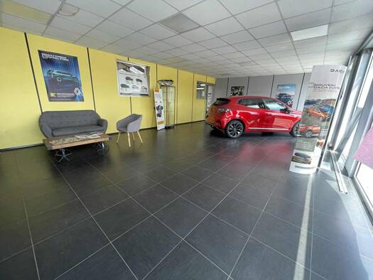 Activités diverses à vendre Fonds de commerce 262 000 € 600 m² de surface de vente Saint Lazare-Veneurs Compiègne 60200