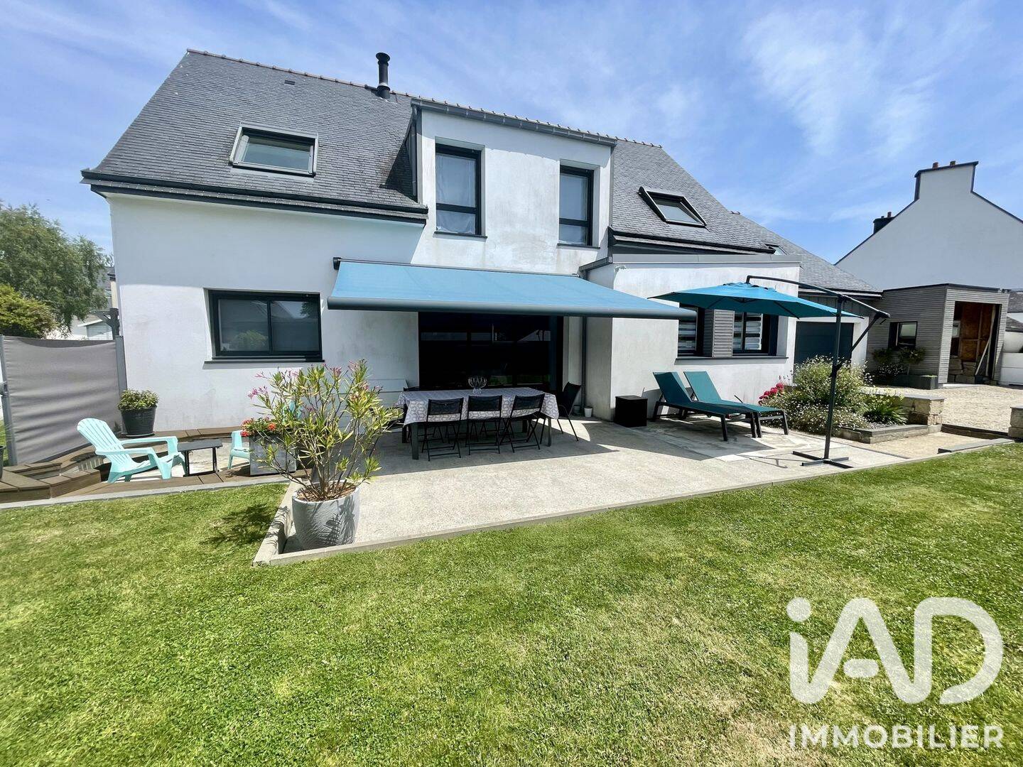 Maison 9 pièces 168 m² · à Locoal-Mendon · 168 m² · 510 000 €