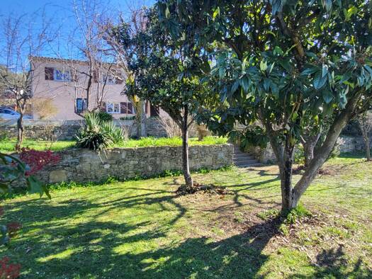 Maison à vendre 550 000 € 7 pièces 5 chambres 150 m² 1 300 m² de terrain Contes 06390