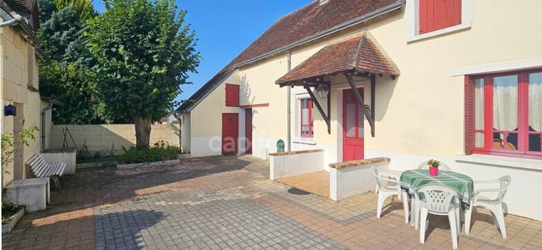 Maison de plain-pied à vendre 124 000 € 3 pièces 2 chambres 82 m² 1 824 m² de terrain Noyers-sur-Cher 41140