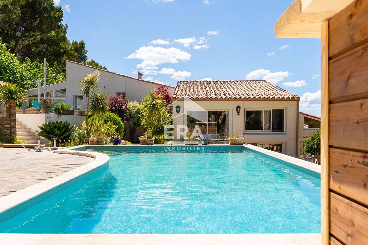 Maison 11 pièces 317 m² · à Plan-de-Cuques · 317 m² · 1 080 000 €