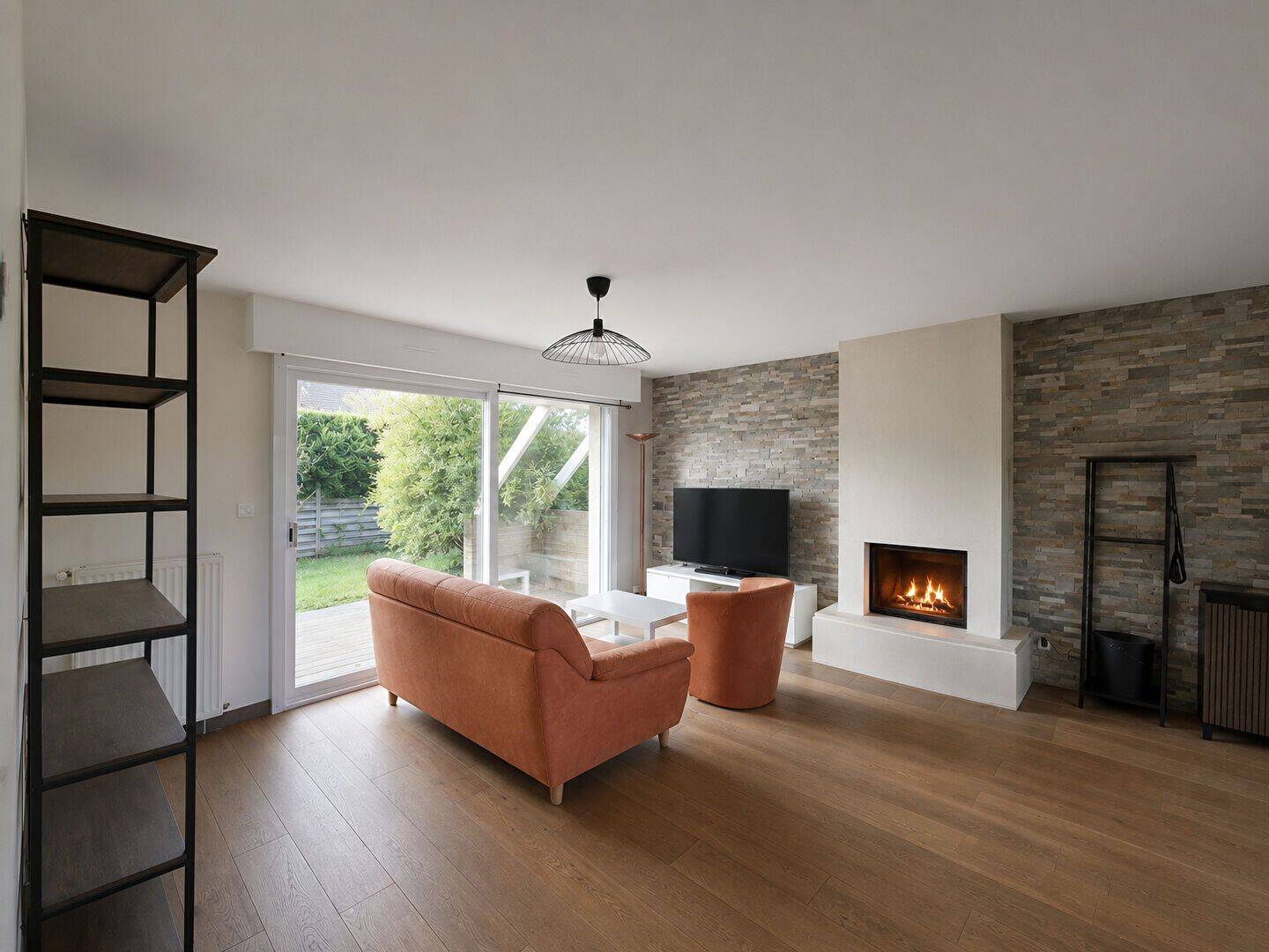 Maison 8 pièces 125 m² · à Houplin-Ancoisne · 125 m² · 1 400 €