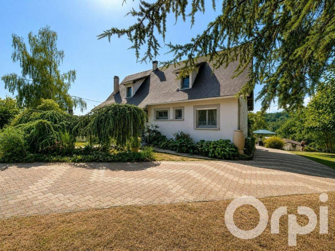 Maison 6 pièces 148 m² · à Les Tourreilles · 148 m² · 367 000 €