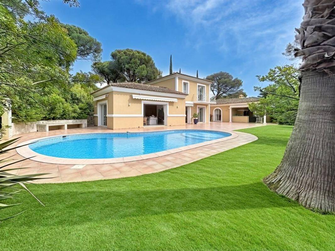 Maison 6 pièces 187 m² · à Saint-Raphaël · 187 m² · 1 340 000 €