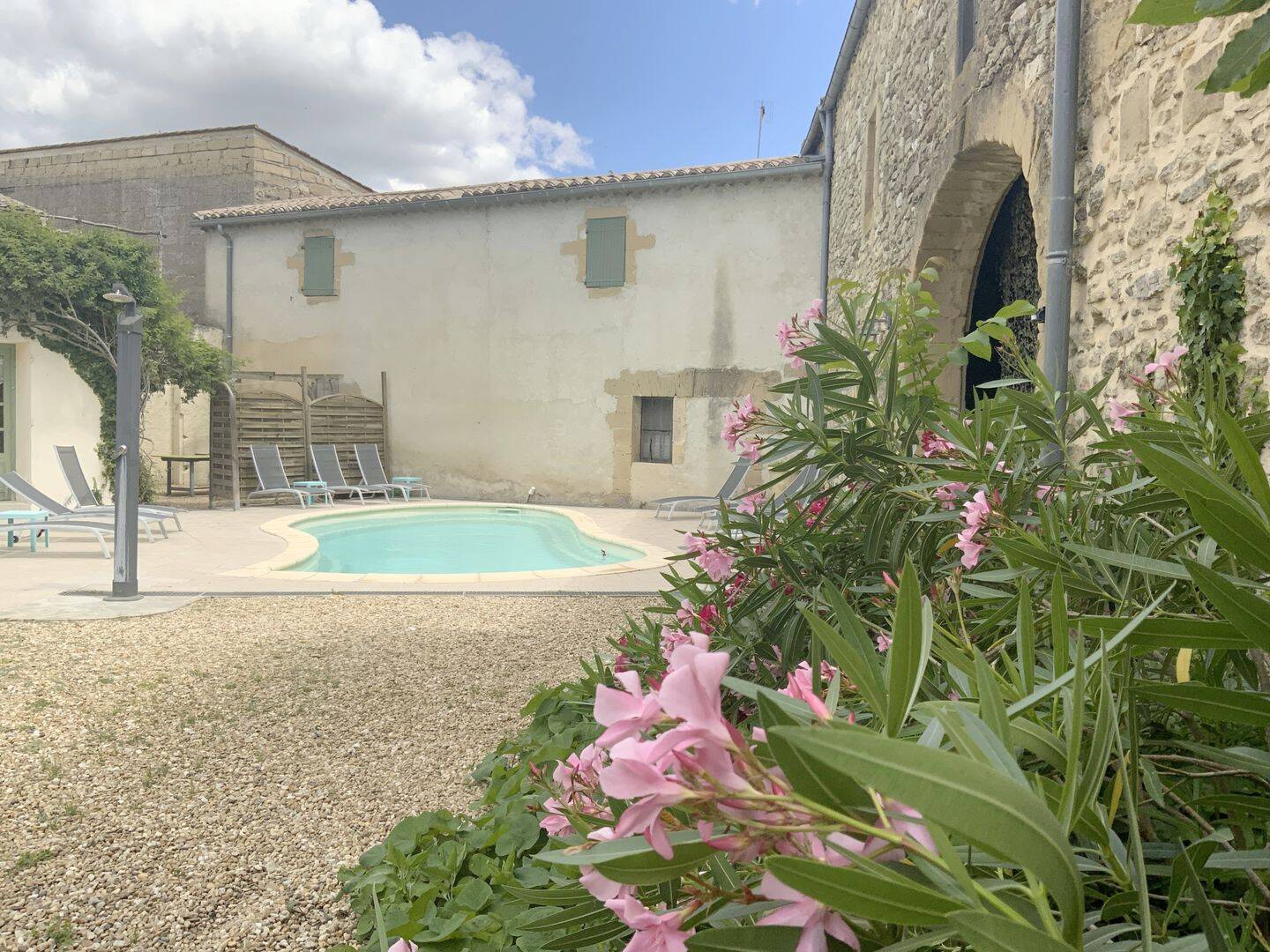 Maison 13 pièces 510 m² · à Uzès · 510 m² · 885 000 €