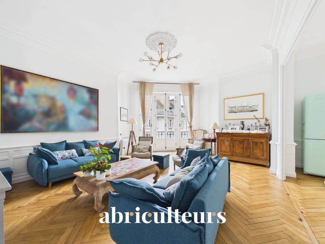 Appartement 7 pièces 199 m² · à Nantes · 198,8 m² · 894 400 €