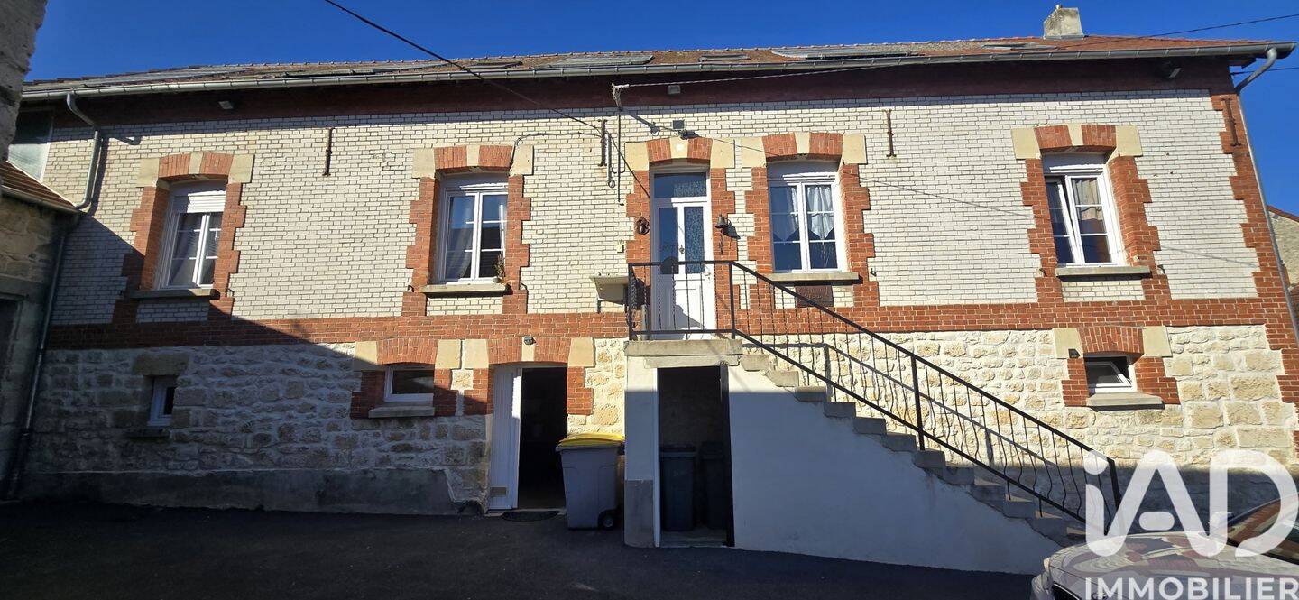 Maison 8 pièces 185 m² · à Les Septvallons · 185 m² · 229 900 €
