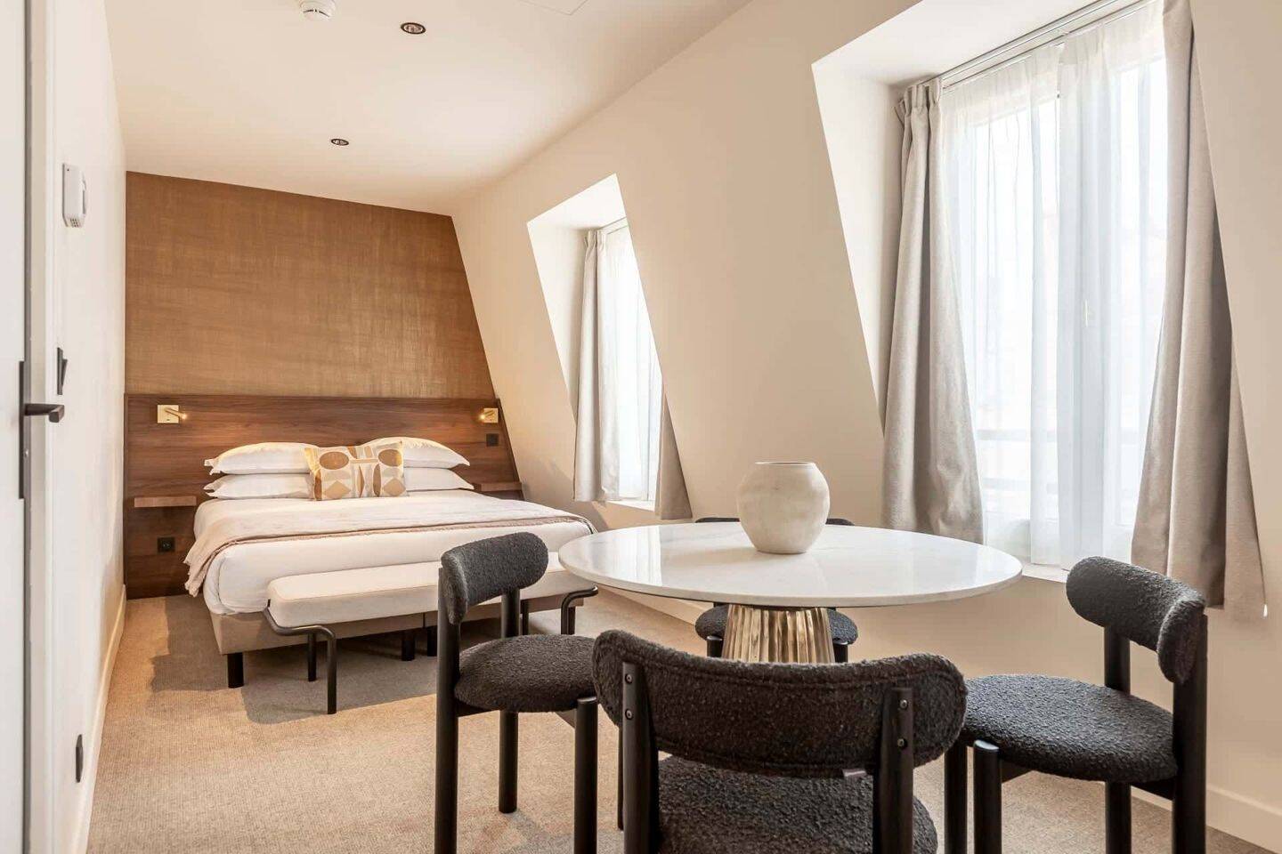 Appartement 1 pièce 48 m² · à Paris 9ème Arrondissement · 48 m² · 15 926 €/mois