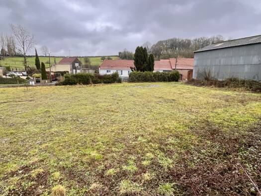 Terrain constructible viabilisé à vendre 43 000 € 919 m² de terrain Bajus 62150
