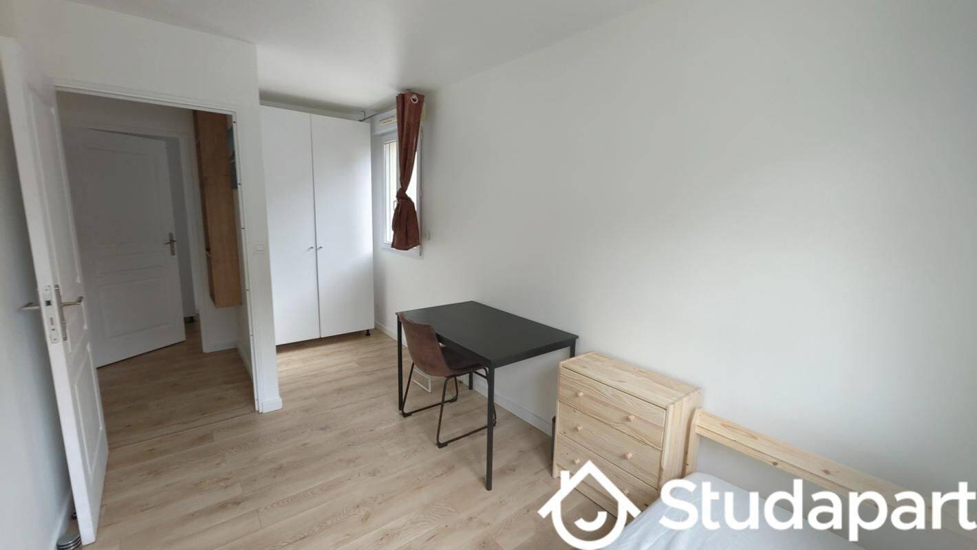 1 pièce 9 m² · à Palaiseau · 9 m² · 480 €/mois