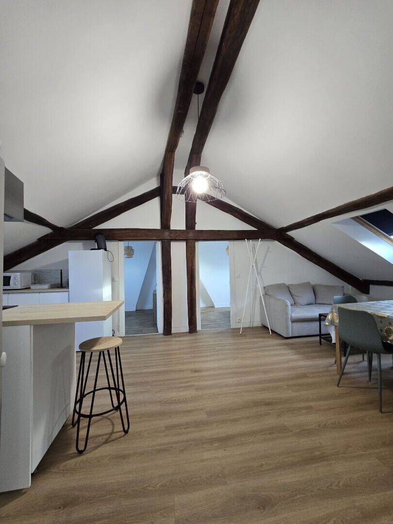 Appartement 3 pièces 33 m² · à Orléans · 32,6 m² · 780 €