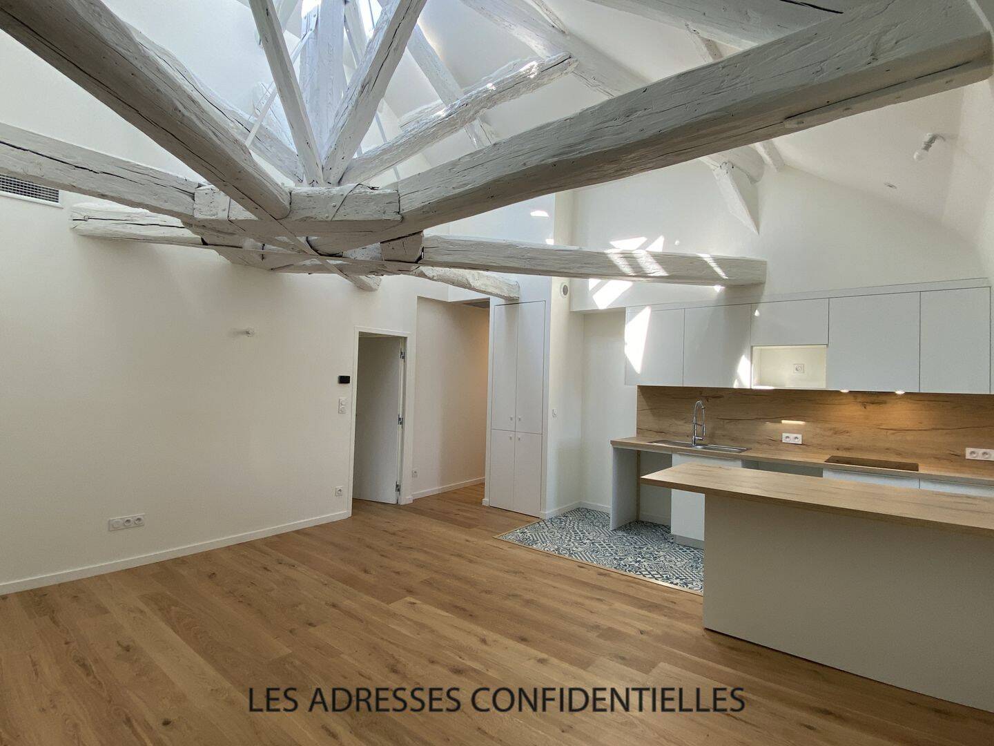 Appartement 4 pièces 79 m² · à Charbonnières-les-Bains · 79,2 m² · 1 690 €/mois